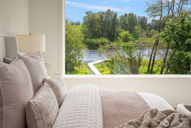 9622 Slater Avenue NE, Kirkland, WA 98033
