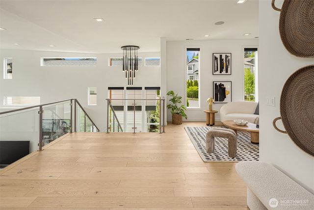 9622 Slater Avenue NE, Kirkland, WA 98033