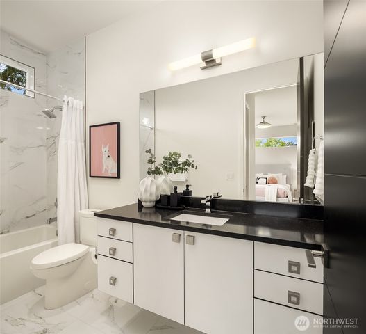 9622 Slater Avenue NE, Kirkland, WA 98033