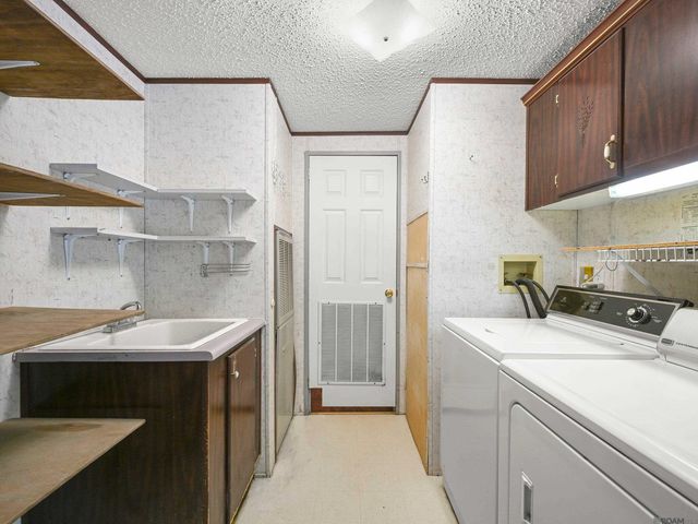 33382 Duff Rd, Walker, LA 70785