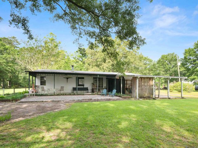 33382 Duff Rd, Walker, LA 70785
