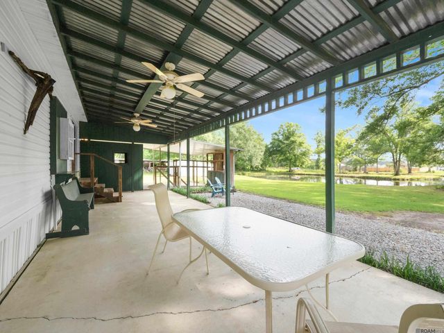 33382 Duff Rd, Walker, LA 70785