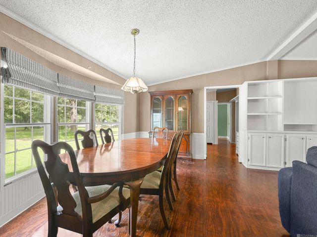 33382 Duff Rd, Walker, LA 70785