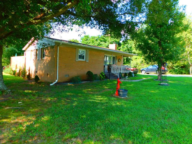 169 Youngs Dr, Blacksburg, SC 29702