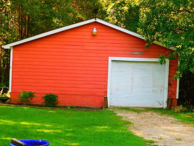 169 Youngs Dr, Blacksburg, SC 29702