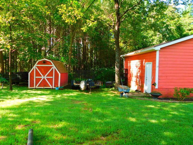 169 Youngs Dr, Blacksburg, SC 29702