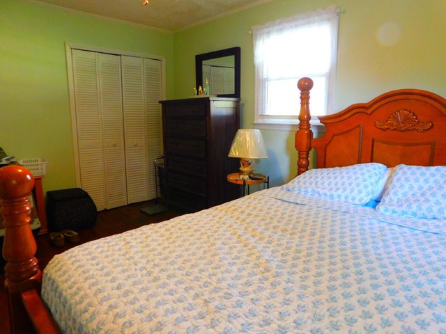 169 Youngs Dr, Blacksburg, SC 29702