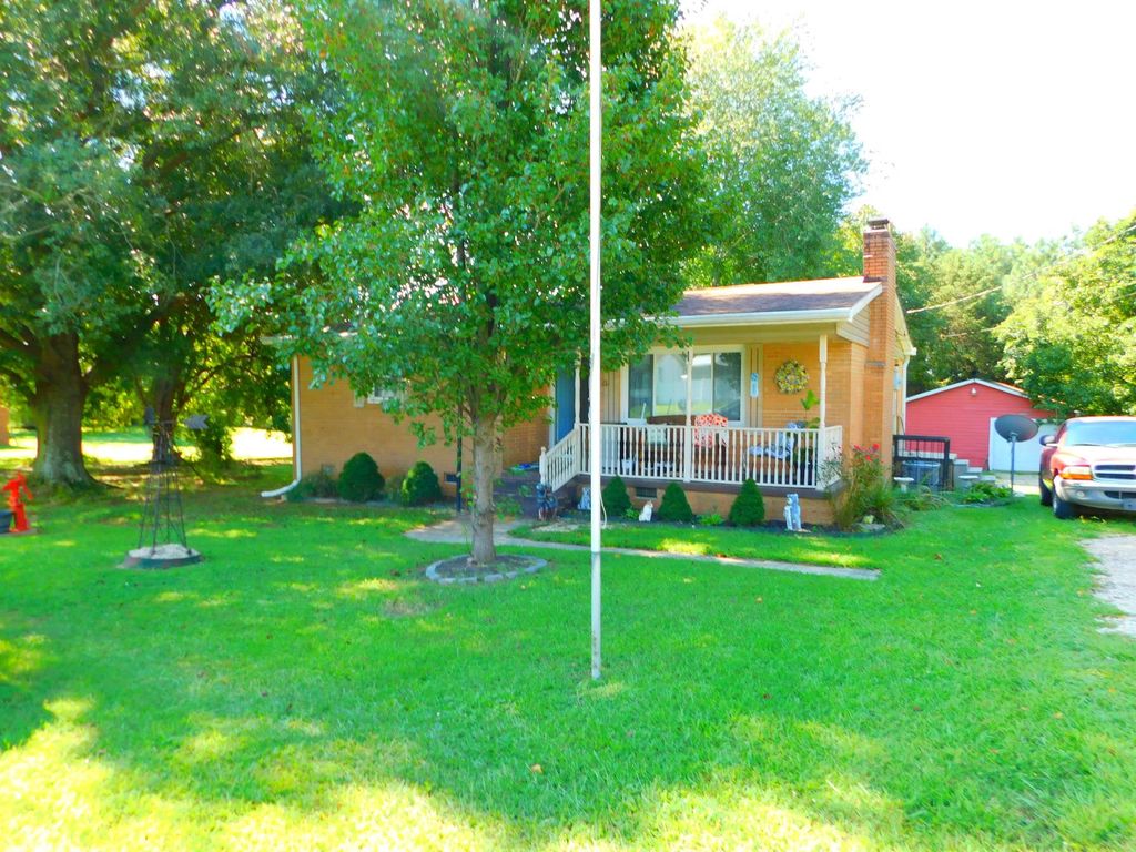 169 Youngs Dr, Blacksburg, SC 29702