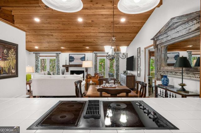 4130 F A A Road, Cumming, GA 30041