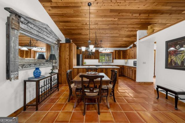 4130 F A A Road, Cumming, GA 30041