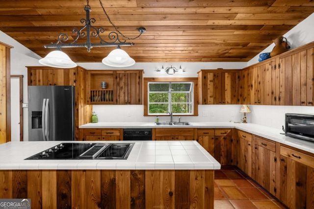 4130 F A A Road, Cumming, GA 30041