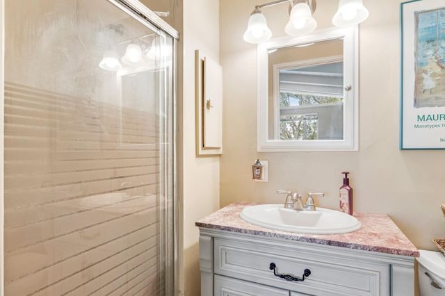 17 Loma Vista Place, Monterey, CA 93940