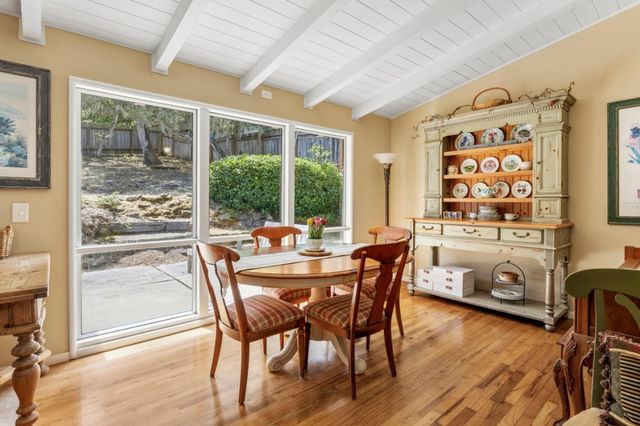 17 Loma Vista Place, Monterey, CA 93940