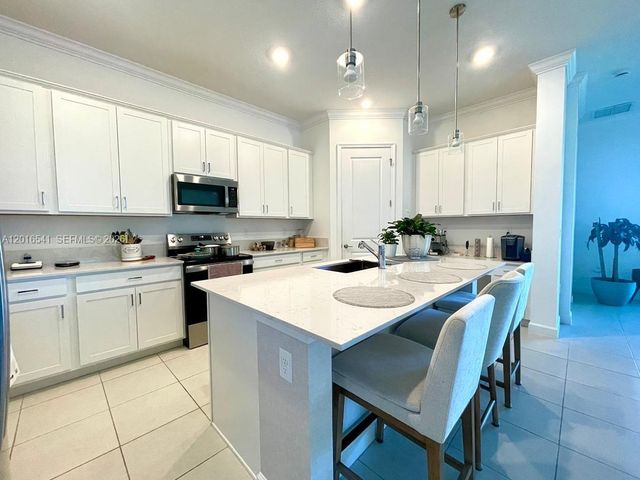 1217 SE Crosswood Way, Port St. Lucie, Port St Lucie, FL 34984