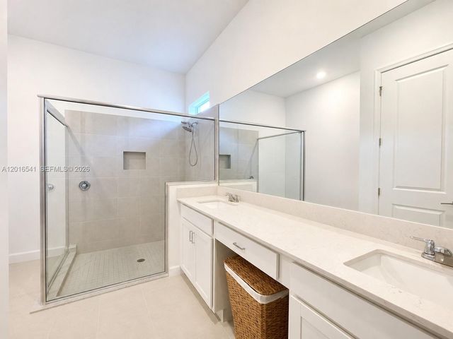 1217 SE Crosswood Way, Port St. Lucie, Port St Lucie, FL 34984