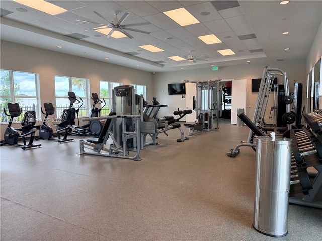 1217 SE Crosswood Way, Port St. Lucie, Port St Lucie, FL 34984