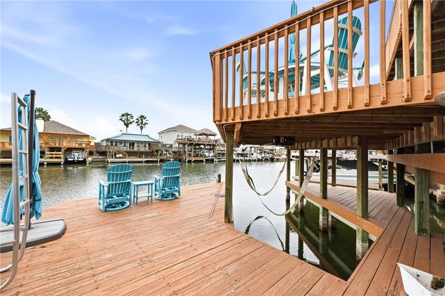 13914 Dasmarinas Dr, Corpus Christi, TX 78418