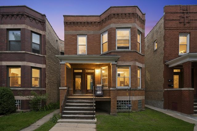 3531 N Oakley Avenue, Chicago, IL 60618