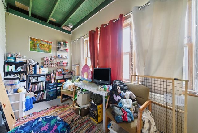 3531 N Oakley Avenue, Chicago, IL 60618