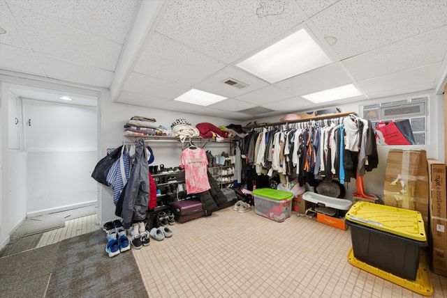 3531 N Oakley Avenue, Chicago, IL 60618