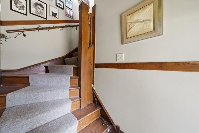 3531 N Oakley Avenue, Chicago, IL 60618