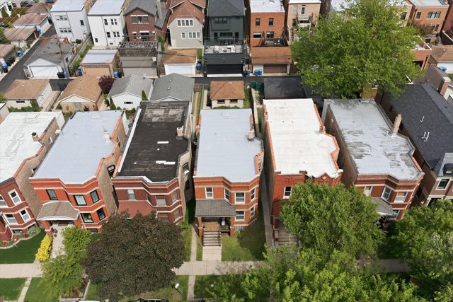 3531 N Oakley Avenue, Chicago, IL 60618