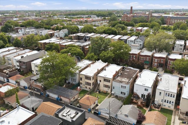 3531 N Oakley Avenue, Chicago, IL 60618