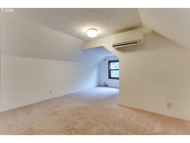 3398 OLIVE St, Eugene, OR 97405