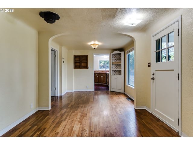 3398 OLIVE St, Eugene, OR 97405