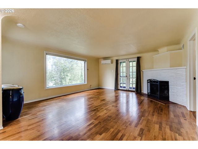 3398 OLIVE St, Eugene, OR 97405