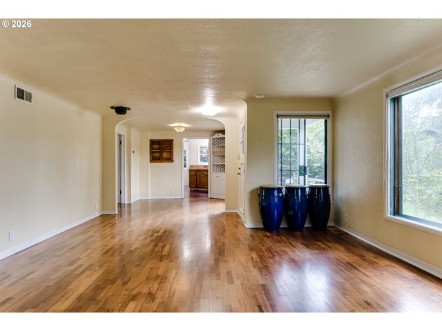 3398 OLIVE St, Eugene, OR 97405