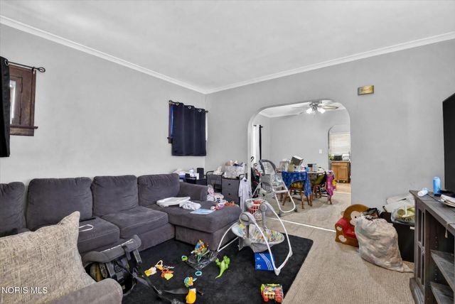 1758 Loxley Road, Toledo, OH 43613