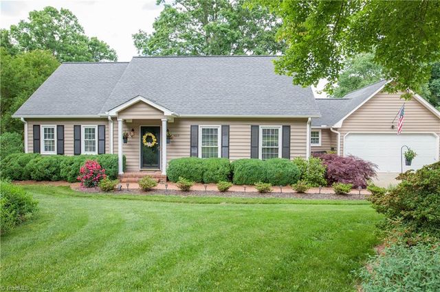 5015 Edinborough Road, Greensboro, NC 27406