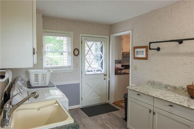 5015 Edinborough Road, Greensboro, NC 27406