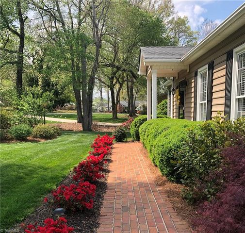 5015 Edinborough Road, Greensboro, NC 27406