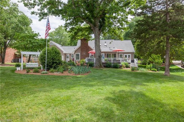 5015 Edinborough Road, Greensboro, NC 27406