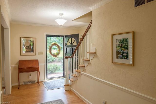 5015 Edinborough Road, Greensboro, NC 27406