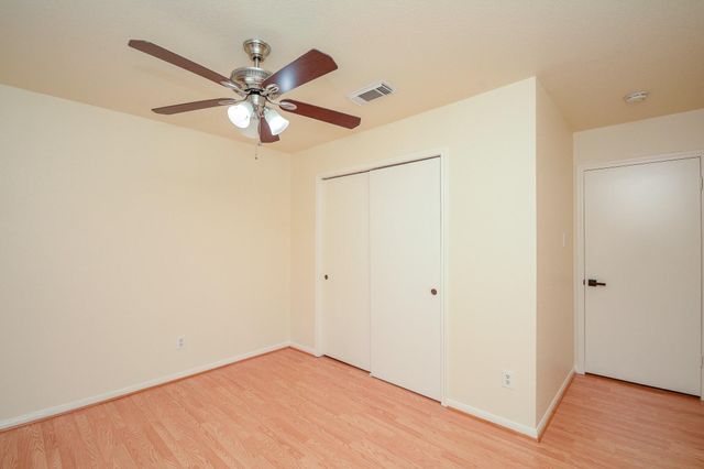 9502 Coast Bridge Street, Houston, TX 77075