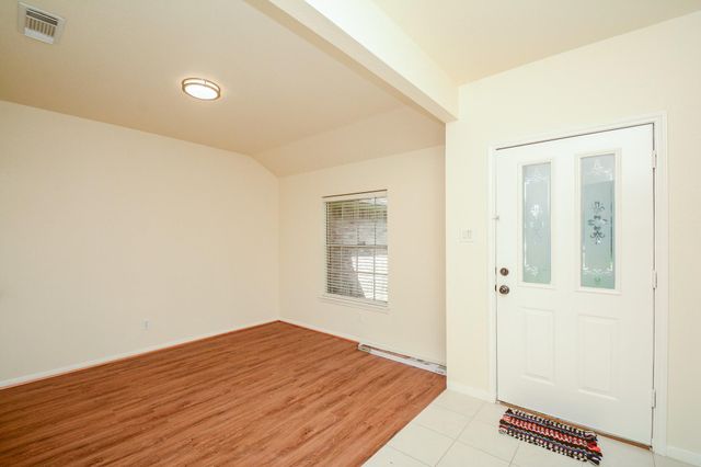 9502 Coast Bridge Street, Houston, TX 77075