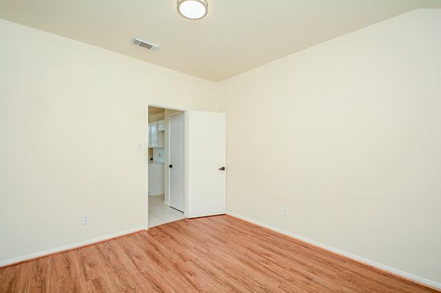 9502 Coast Bridge Street, Houston, TX 77075