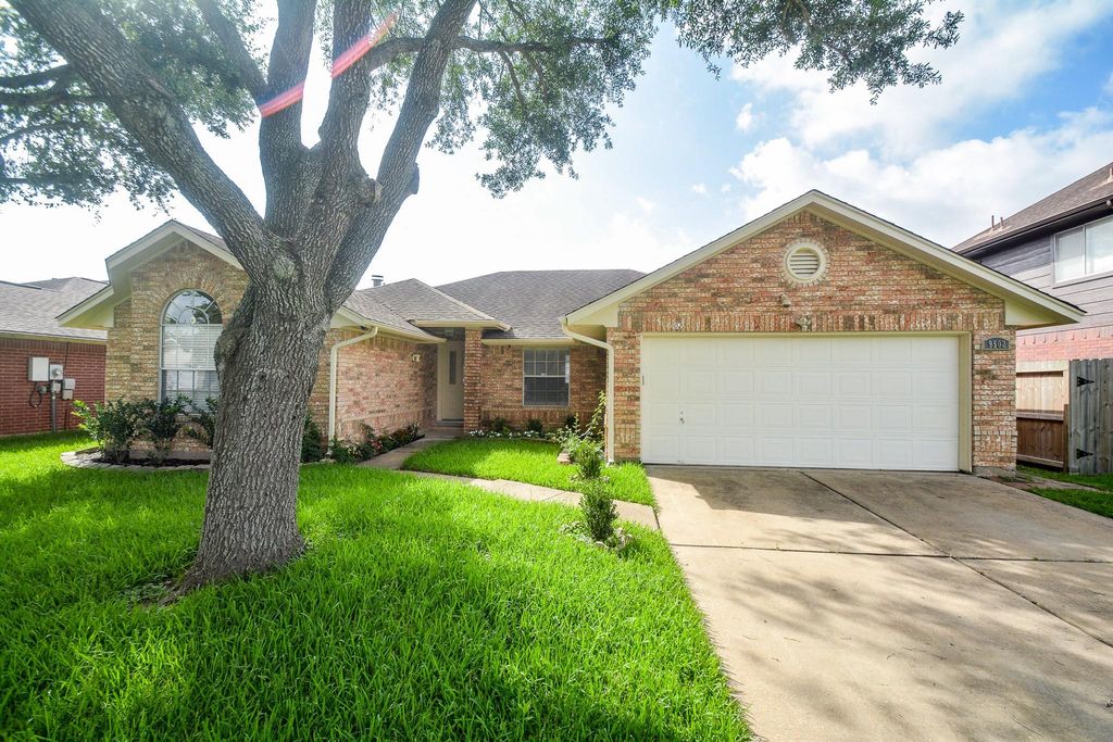 9502 Coast Bridge Street, Houston, TX 77075