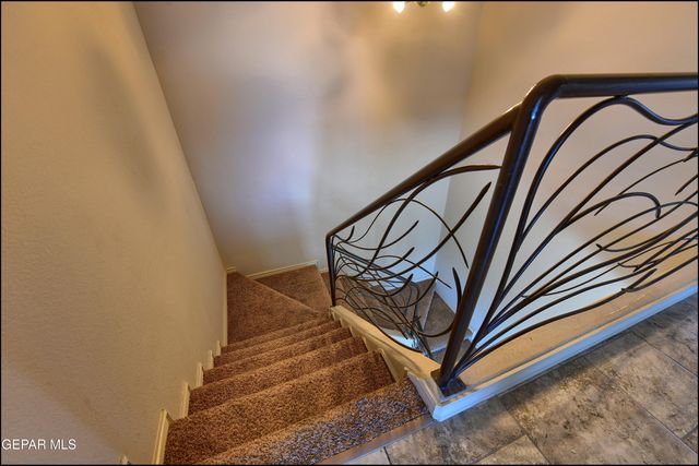 401 Ana Way B, El Paso, TX 79912