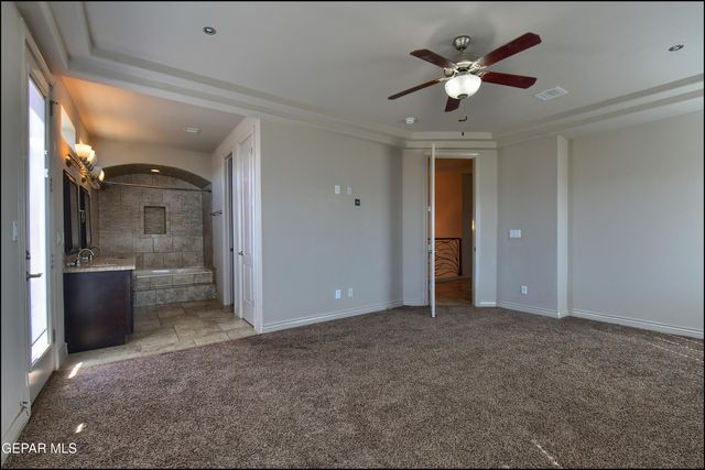 401 Ana Way B, El Paso, TX 79912