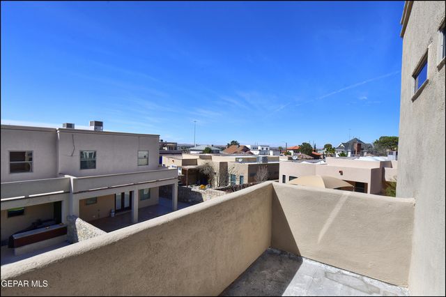 401 Ana Way B, El Paso, TX 79912