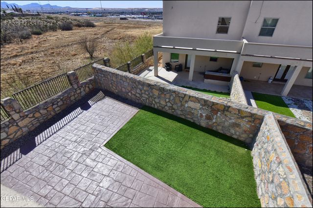 401 Ana Way B, El Paso, TX 79912