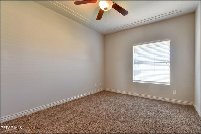 401 Ana Way B, El Paso, TX 79912