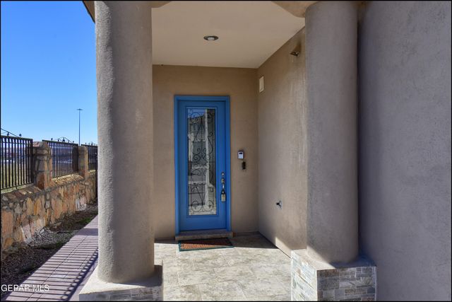 401 Ana Way B, El Paso, TX 79912