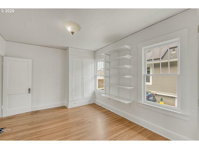 5819 N CONCORD Ave, Portland, OR 97217