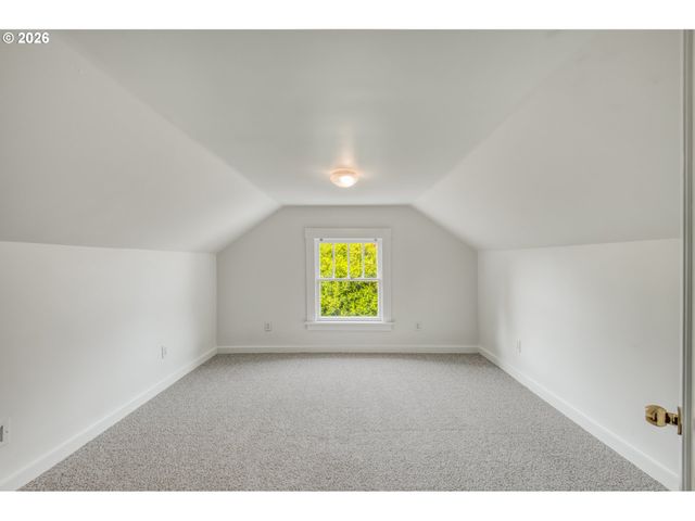 5819 N CONCORD Ave, Portland, OR 97217