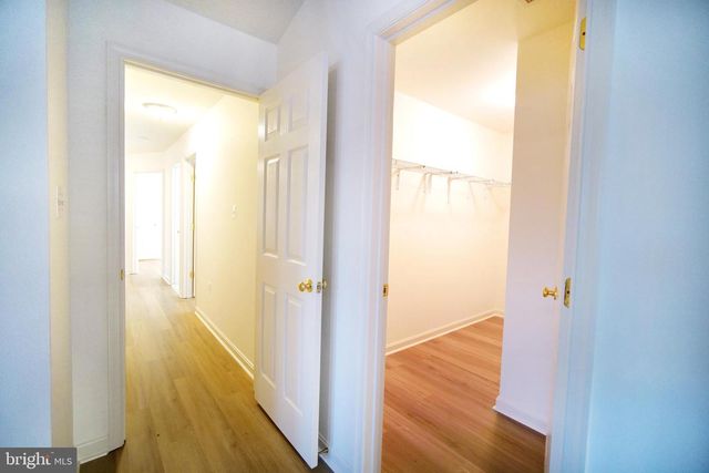 20203 HOPI DR, Ashburn, VA 20147